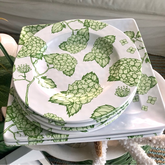 Spring Green Hydrangea Blossom Spring Melamine Chargers/Plates S/4 - Picture 2 of 4